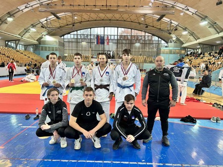 Judo klub Ippon Kamnik z odličnimi rezultati na Iršičevem memorialu (2)
